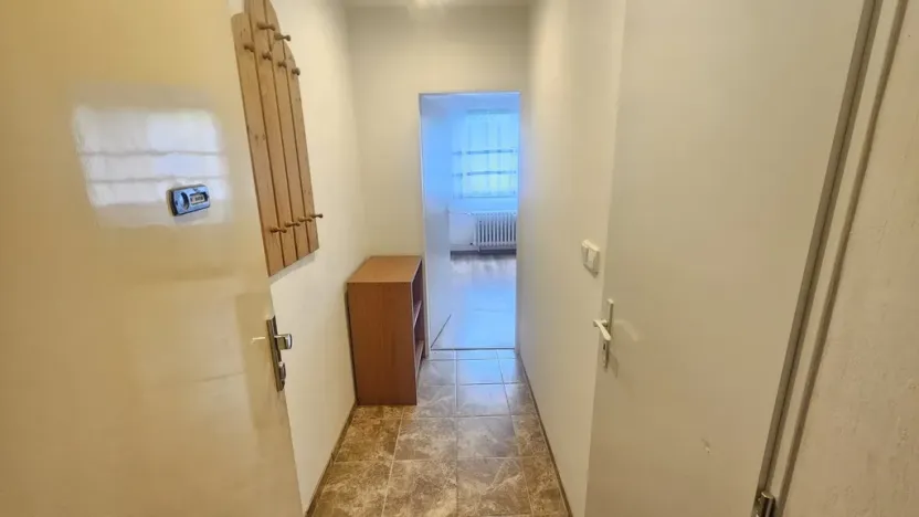 Pronájem bytu 1+kk, Ústí nad Labem - Severní Terasa, Pod Parkem, 19 m2