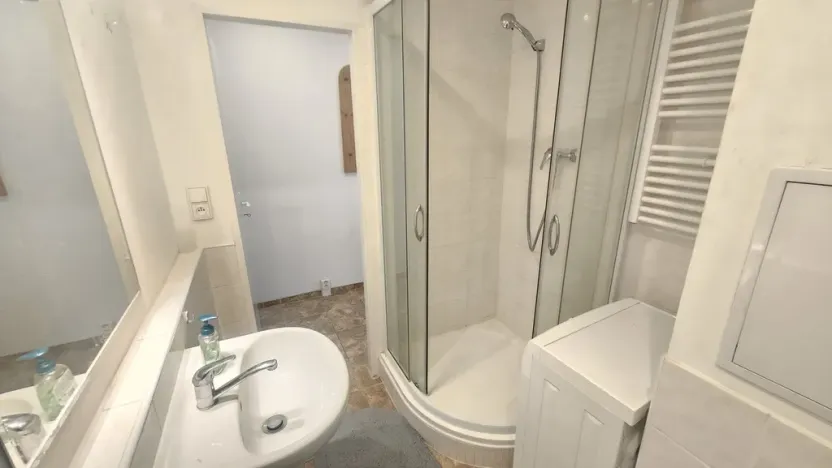 Pronájem bytu 1+kk, Ústí nad Labem - Severní Terasa, Pod Parkem, 19 m2