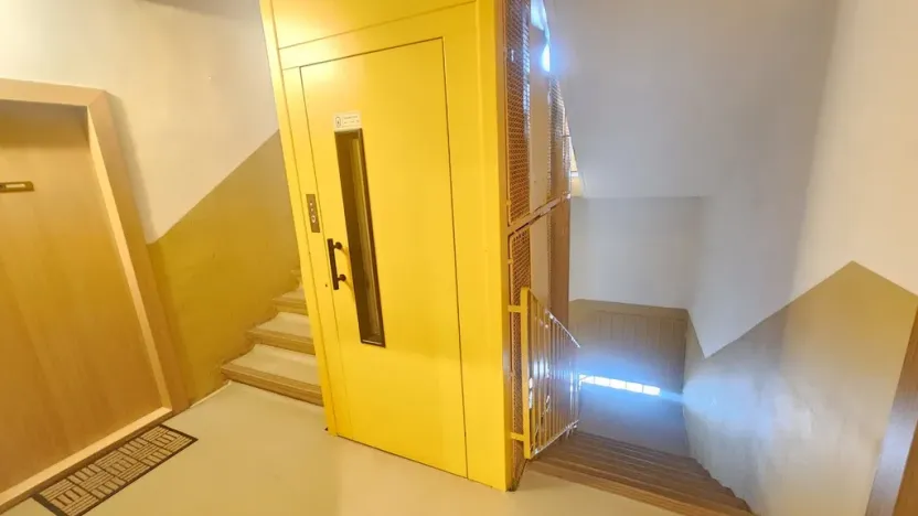 Pronájem bytu 1+kk, Ústí nad Labem - Severní Terasa, Pod Parkem, 19 m2