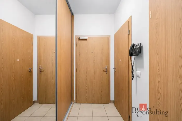 Pronájem bytu 3+kk, Praha - Holešovice, Varhulíkové, 78 m2