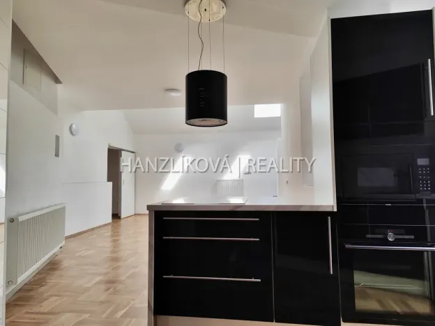 Pronájem bytu 3+kk, České Budějovice - České Budějovice 3, Skuherského, 105 m2
