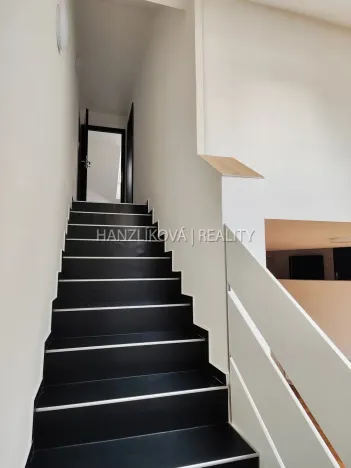 Pronájem bytu 3+kk, České Budějovice - České Budějovice 3, Skuherského, 105 m2