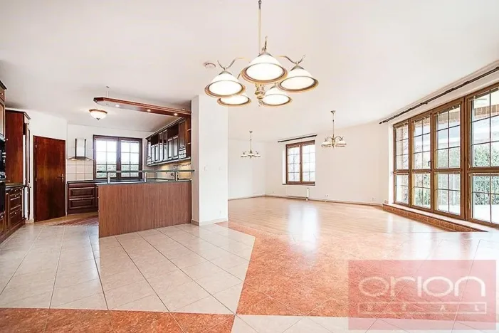 Pronájem rodinného domu, Praha - Nebušice, Druhého odboje, 390 m2