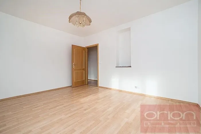 Pronájem rodinného domu, Praha - Nebušice, Druhého odboje, 390 m2