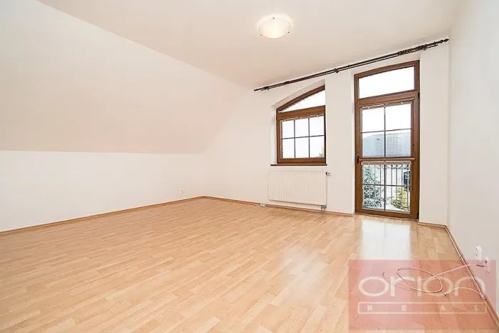 Pronájem rodinného domu, Praha - Nebušice, Druhého odboje, 390 m2