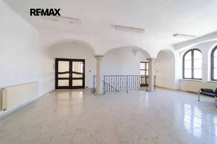 Prodej obchodního prostoru, Králíky, 5. května, 519 m2
