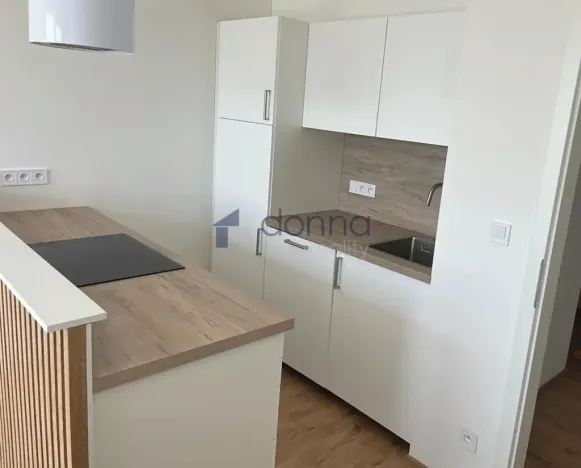 Pronájem bytu 2+kk, Praha, Formanská, 44 m2