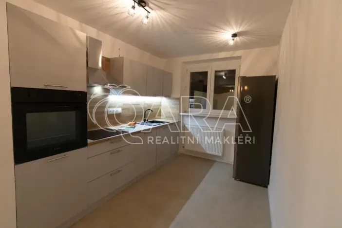 Pronájem bytu 2+1, Hranice - Hranice I-Město, Nádražní, 51 m2