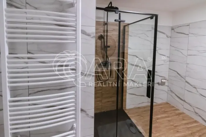 Pronájem bytu 2+1, Hranice - Hranice I-Město, Nádražní, 51 m2