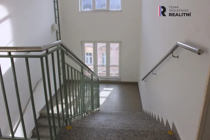 Pronájem kanceláře, Karlovy Vary, T. G. Masaryka, 39 m2