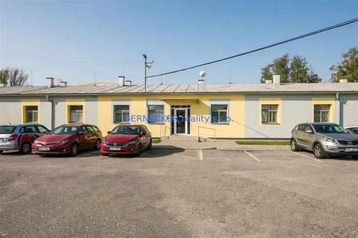 Pronájem kanceláře, Hradec Králové - Slezské Předměstí, Bieblova, 17 m2