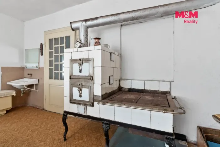 Prodej rodinného domu, Nový Bor - Janov, 180 m2