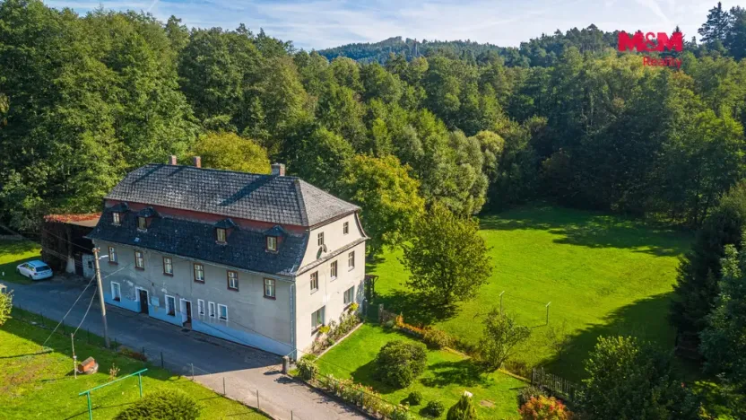 Prodej rodinného domu, Nový Bor - Janov, 180 m2