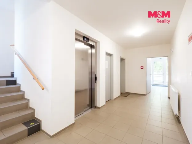 Prodej bytu 3+kk, Odolena Voda, K Cukrovaru, 76 m2