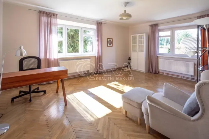Prodej rodinného domu, Neratovice, 5. května, 411 m2