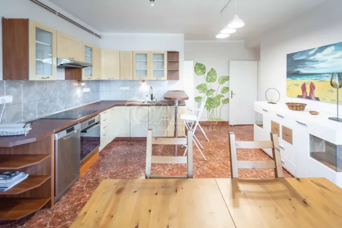 Prodej rodinného domu, Neratovice, 5. května, 411 m2