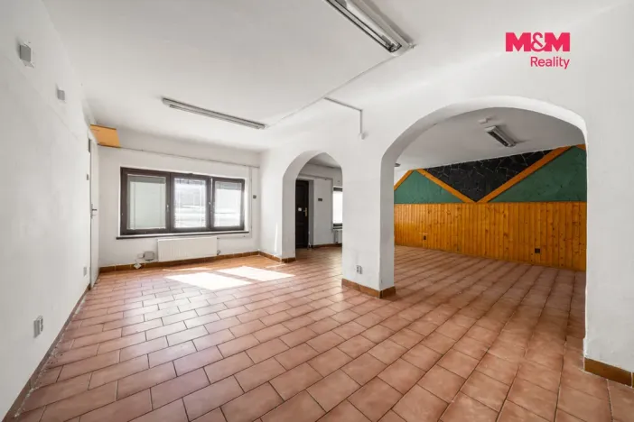 Prodej obchodního prostoru, Krásné Údolí, 220 m2