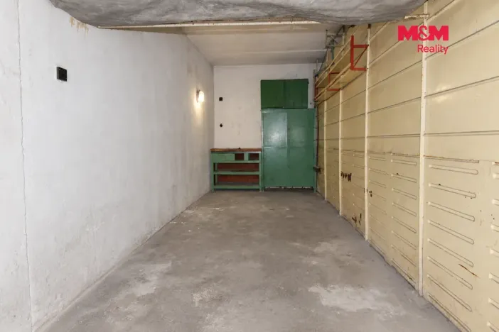 Prodej garáže, Plzeň - Doubravka, Ke Špitálskému lesu, 14 m2