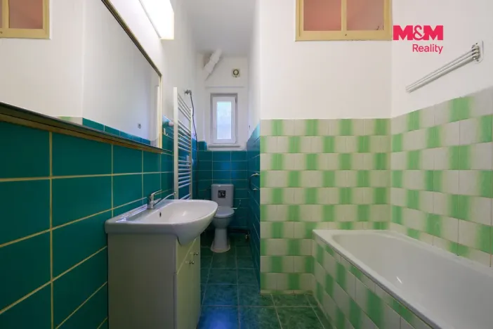 Prodej rodinného domu, Náchod, Poděbradova, 280 m2