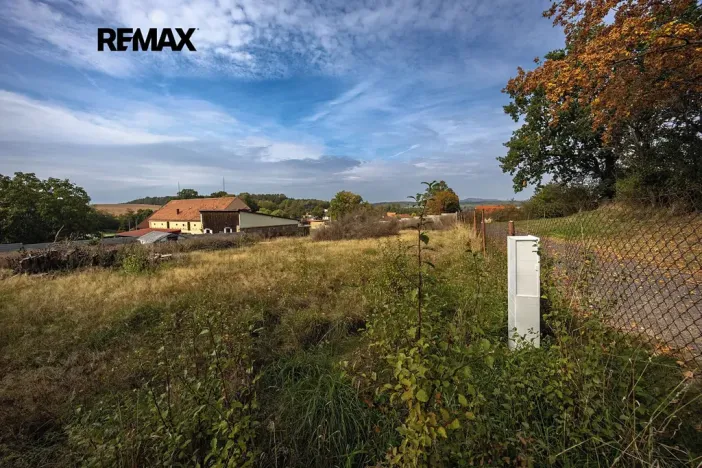 Prodej pozemku pro bydlení, Benešovice, 1366 m2