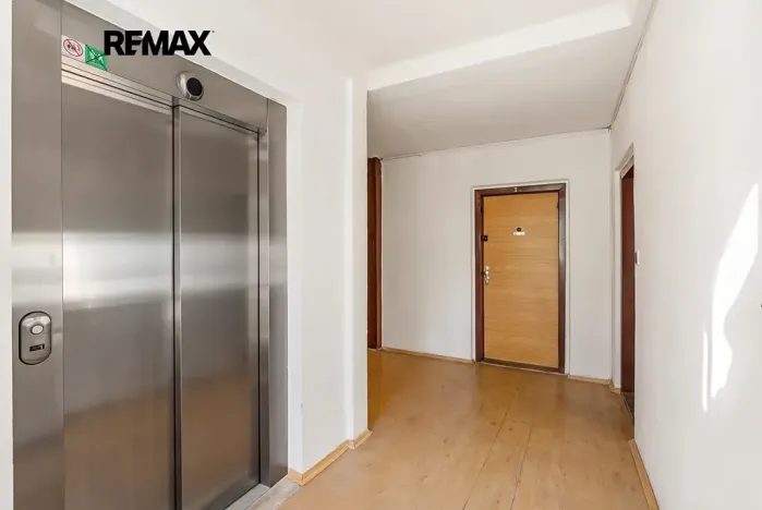 Prodej bytu 3+1, Praha - Řepy, Na chobotě, 77 m2