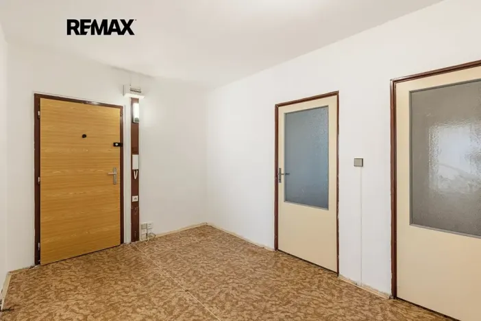 Prodej bytu 3+1, Praha - Řepy, Na chobotě, 77 m2