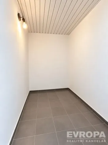 Pronájem bytu 2+kk, Břeclav, Za Bankou, 43 m2