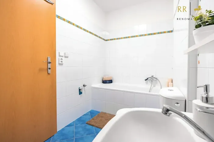 Pronájem bytu 1+1, Brno, Slovákova, 45 m2