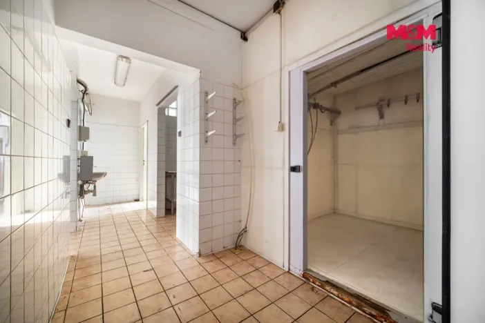 Prodej obchodního prostoru, Svratka, Palackého, 214 m2
