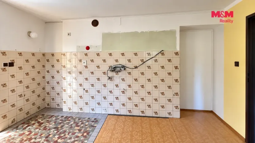 Prodej rodinného domu, Červený Kostelec - Bohdašín, 150 m2