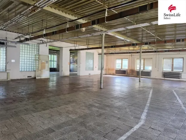 Pronájem skladu, Batelov, Tovární, 10000 m2