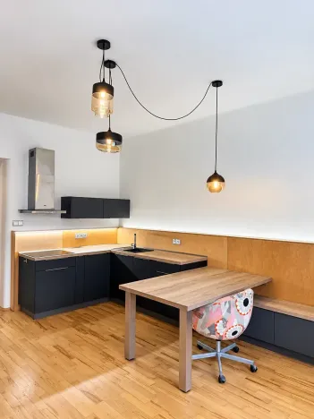 Pronájem bytu 2+kk, Praha, 58 m2