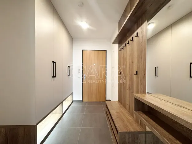 Pronájem bytu 2+kk, Praha - Dolní Chabry, Za Pískovnou, 53 m2