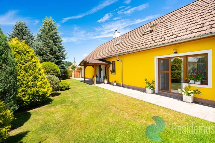 Prodej rodinného domu, Ponědrážka, 165 m2