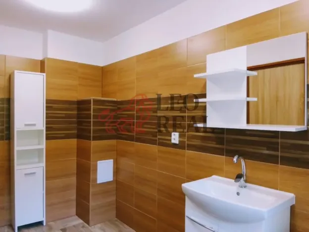 Pronájem bytu 2+1, Zvěstov - Roudný, 51 m2