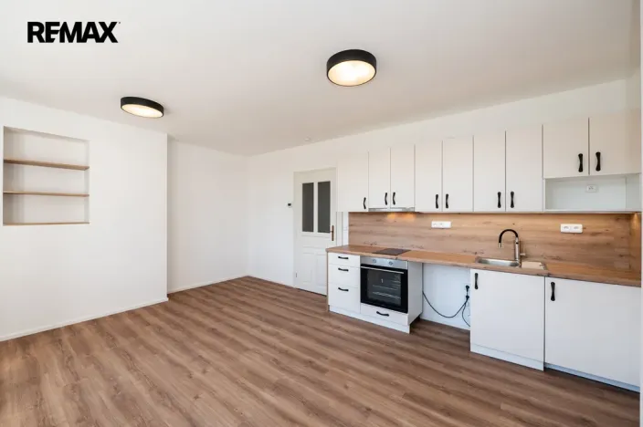 Pronájem bytu 1+kk, Liberec - Liberec XXX-Vratislavice nad Nisou, U Sila, 27 m2