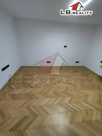Pronájem bytu 2+1, Kolín, Kpt. Jaroše, 70 m2