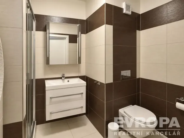 Prodej bytu 3+1, Praha - Střížkov, Harrachovská, 61 m2