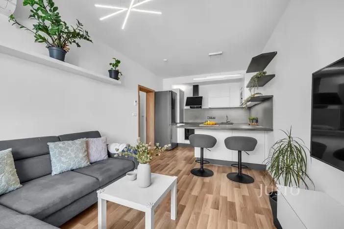 Prodej bytu 3+kk, Praha - Uhříněves, Oty Bubeníčka, 57 m2