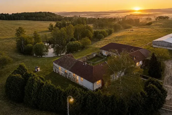 Prodej zemědělského objektu, Dolní Dvořiště, 2000 m2