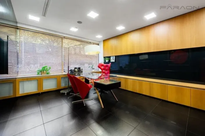 Prodej kanceláře, Praha - Smíchov, Na Zatlance, 116 m2