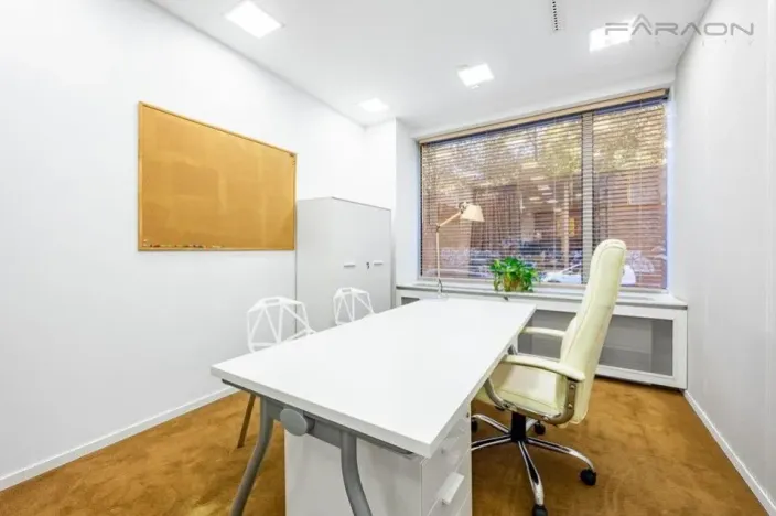 Prodej kanceláře, Praha - Smíchov, Na Zatlance, 116 m2