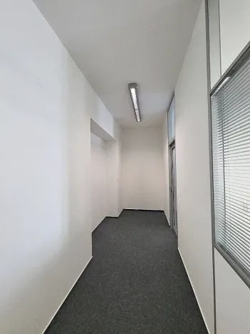Pronájem kanceláře, Brno, Cejl, 102 m2