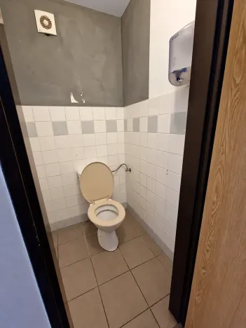 Pronájem skladu, Vrchlabí, Na bělidle, 305 m2