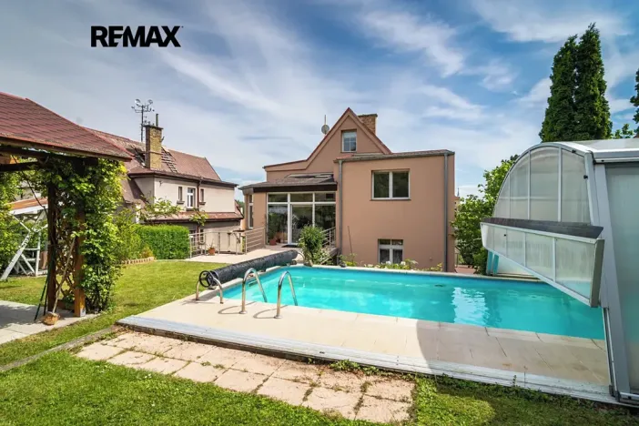 Prodej vily, Slaný, Máchova, 352 m2