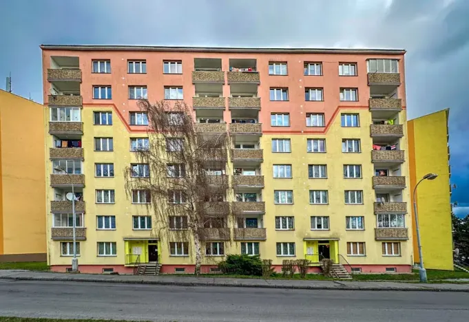Pronájem bytu 1+1, Chomutov, Kamenná, 35 m2