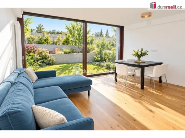 Prodej rodinného domu, Praha - Libuš, V Hrobech, 280 m2