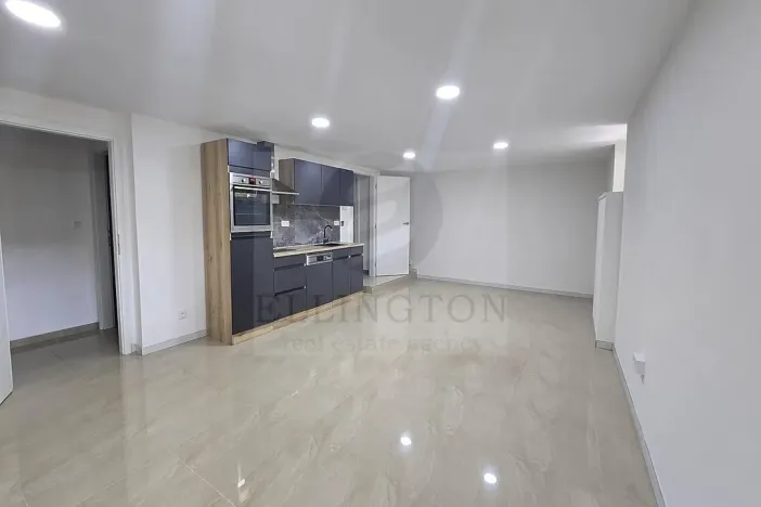 Prodej kanceláře, Praha - Kobylisy, Javorová, 49 m2