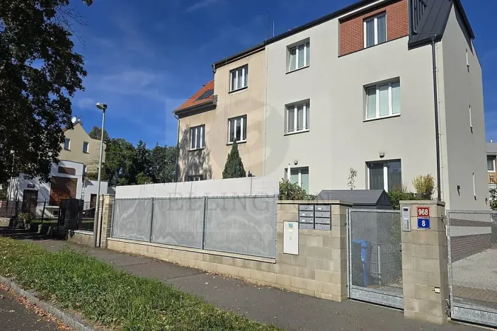 Prodej kanceláře, Praha - Kobylisy, Javorová, 49 m2