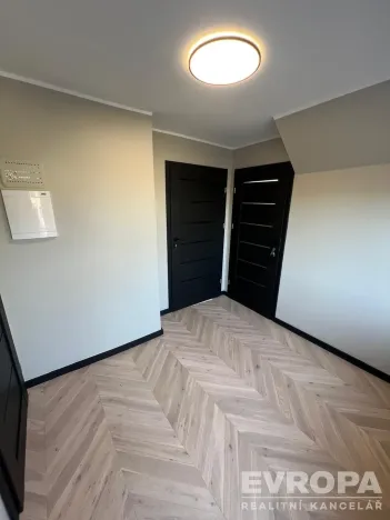 Pronájem bytu 3+kk, Opava - Kateřinky, Fügnerova, 76 m2